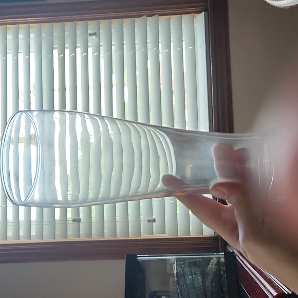 The Cellar by Macy's 4 large Pilsners glasses, never used. - Picture 4 of 5